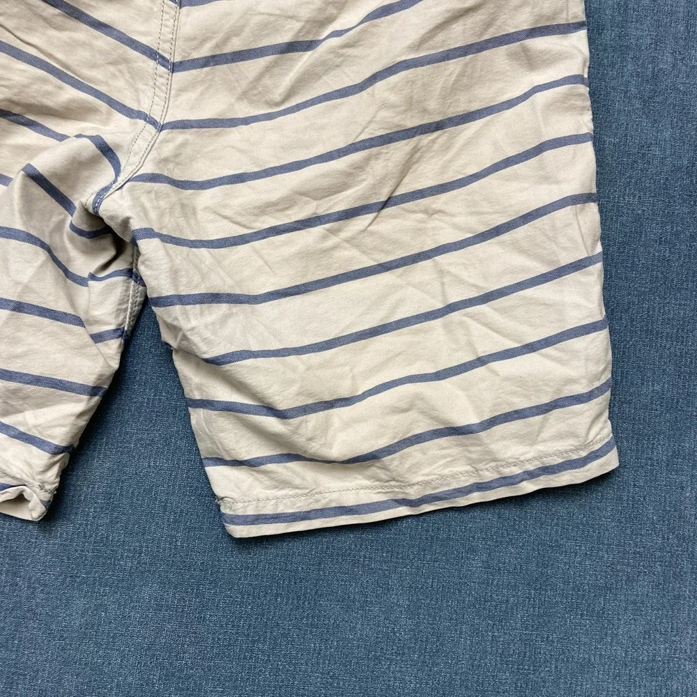 Aeropostale Chino Shorts Mens 32 Blue White Striped Cotton Summer Flat Front